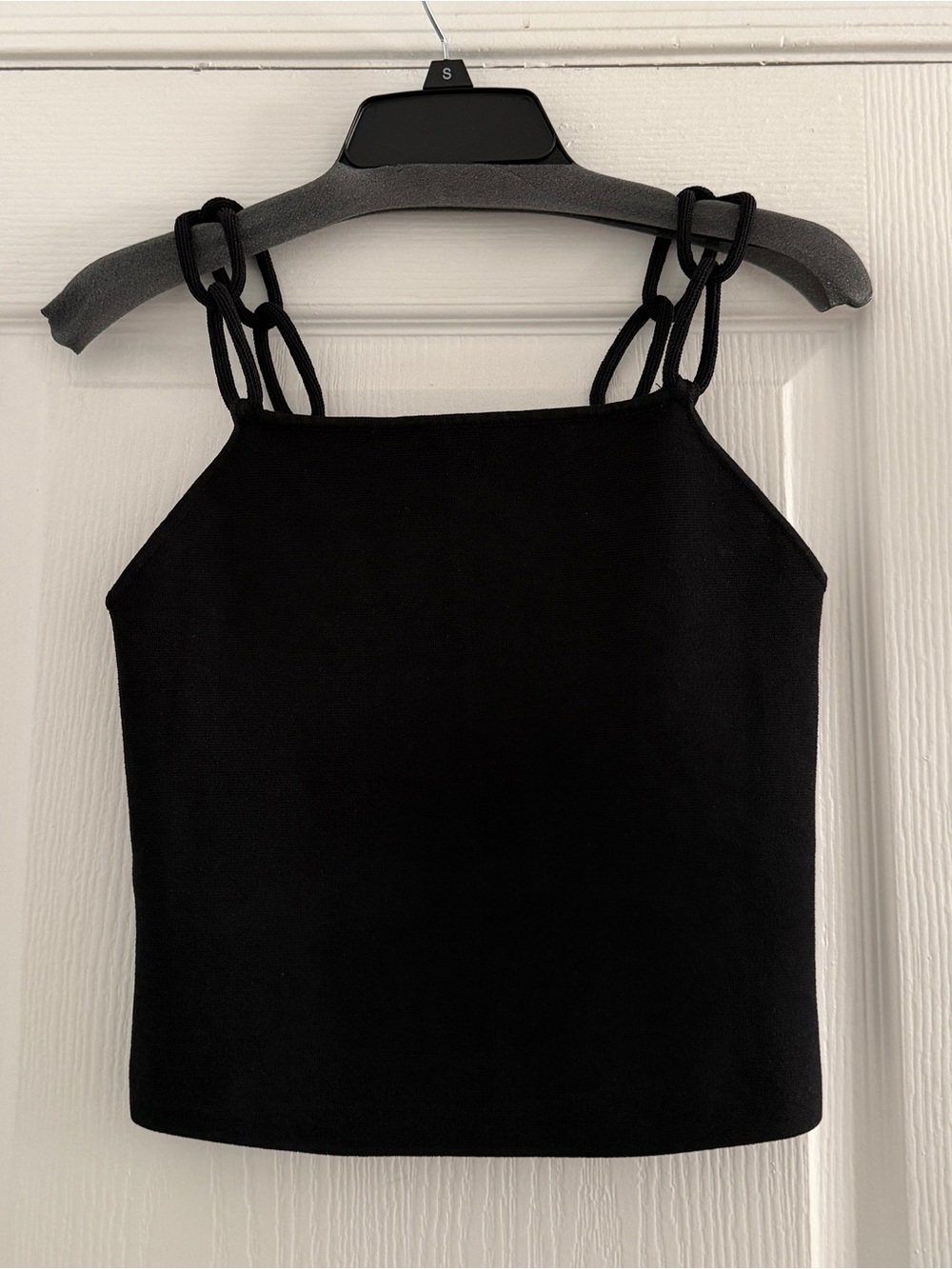 Black Chain-Strap Tank Top Women's Sleek Camisole Tank Stretchy Square Neck Chic - Picture 3 of 8